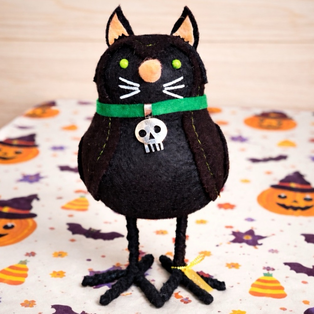 Target Hyde & EEK! Halloween Black Cat Bird Decoration